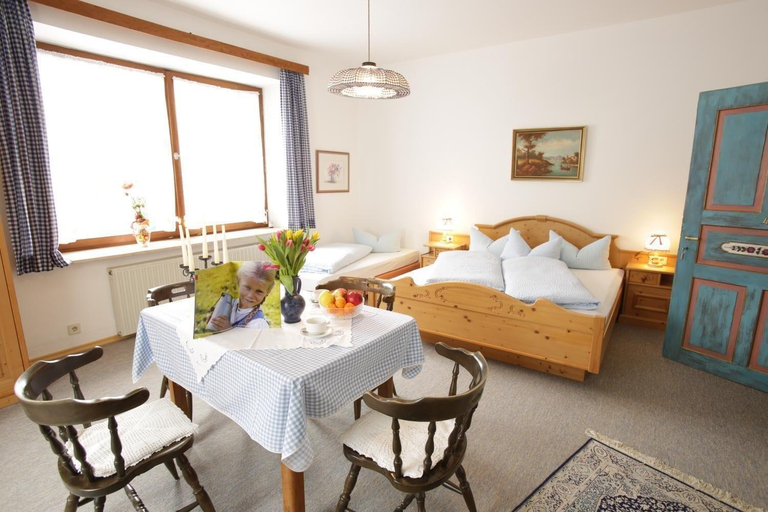 Bedroom 5, Gästehaus Ethiko, Garmisch-Partenkirchen