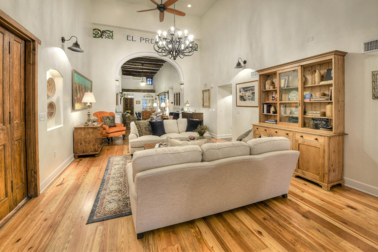 Public Area 3, The Armory Park Inn, Pima
