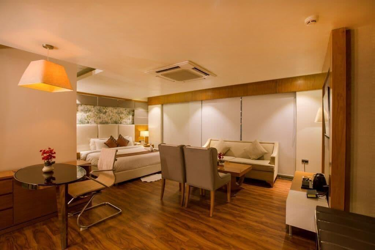 Public Area 2, Hotel Shubh Inn, Bhopal