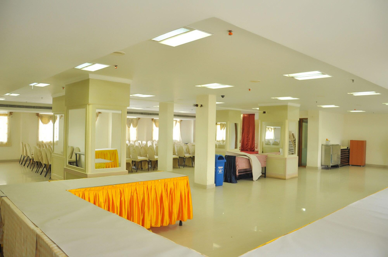 Public Area 2, Nayagara Hotel, Chennai