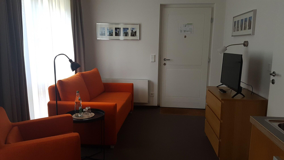 Bedroom 4, Baurs Park, Hamburg