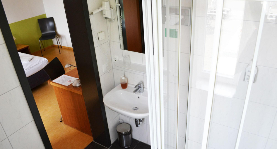 Bathroom 5, Ecoinn Hotel Am Campus, Esslingen