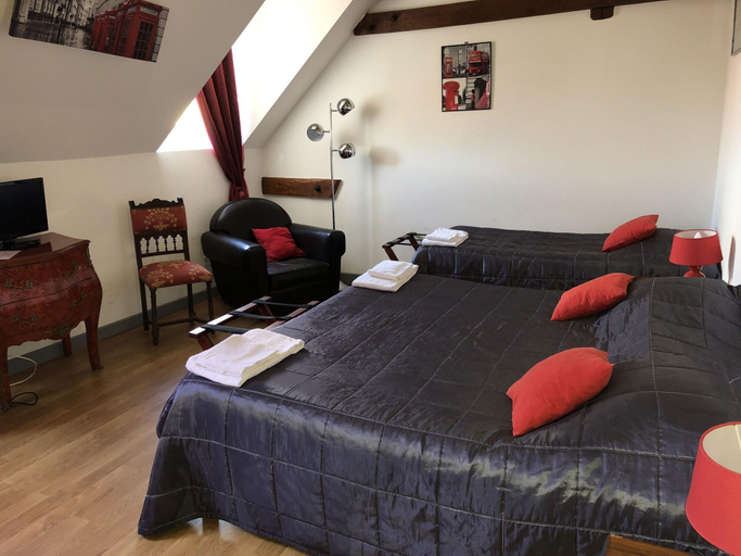 Bedroom 3, Chateau de Quesmy, Oise
