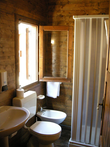 Bathroom 5, A' Cunziria, Catania