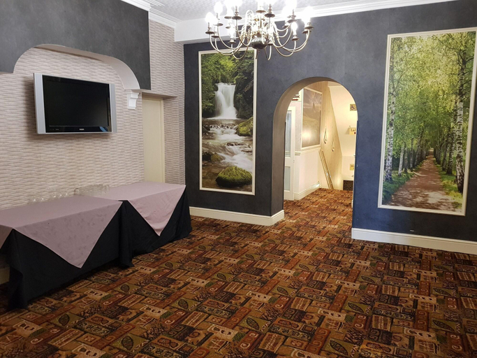 Public Area, Chatsworth House Hotel, Conwy