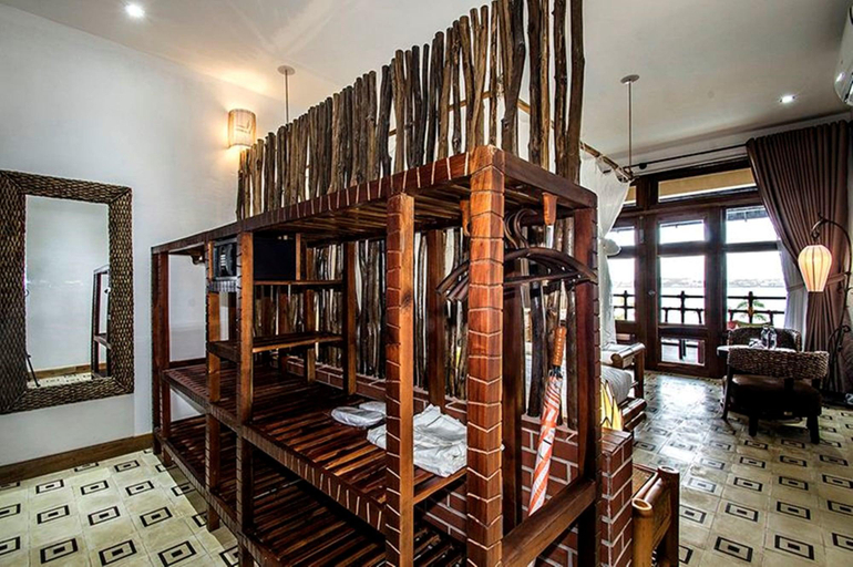 Public Area 3, The Island Lodge, Châu Thành