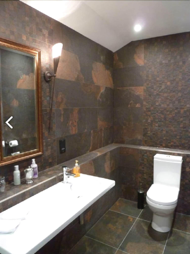 Bathroom 4, 5Pilmourplace, Fife