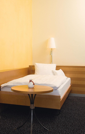 Bedroom 3, Hotel Schützen, Rheinfelden