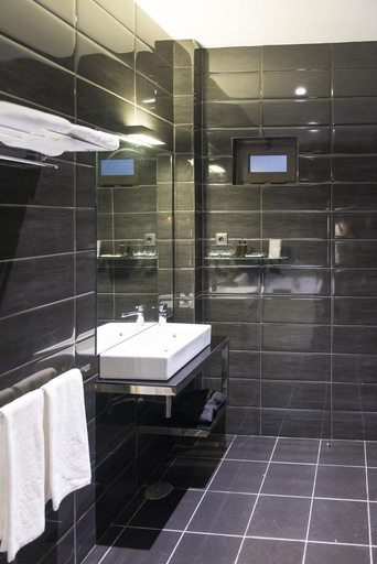 Bathroom 5, Nacala Plaza Business Design Hotel, Nacala Velha