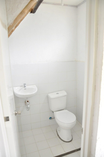 Bathroom 5, Paseo Verde Beach Resort, San Juan
