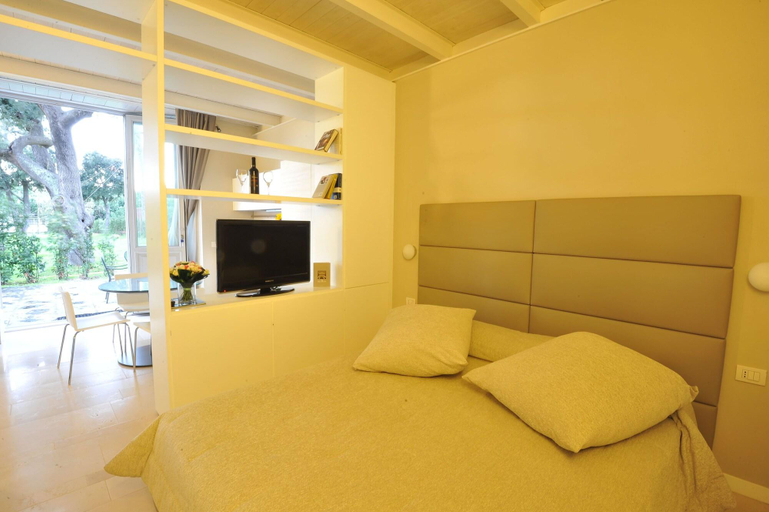 Bedroom 4, Villa Avellino, Napoli