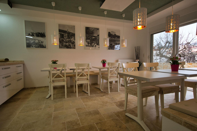 Public Area 3, Hotel Villa Jolyn