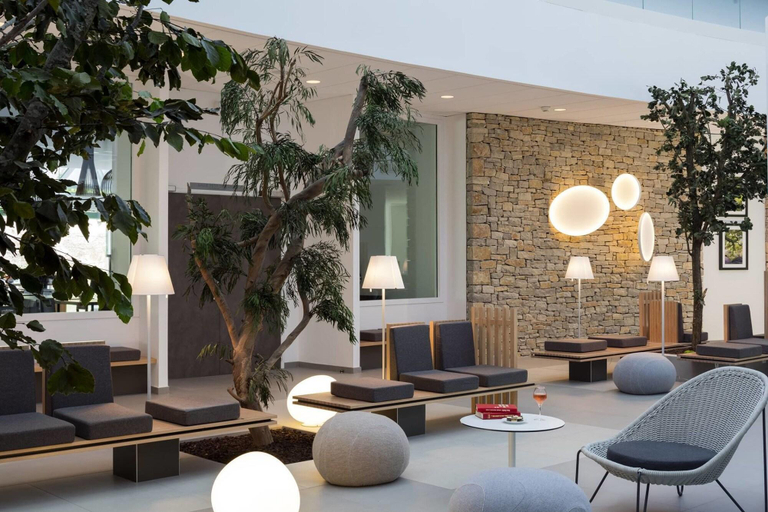 Public Area 4, Eau Thermale Avene L'hotel, Hérault