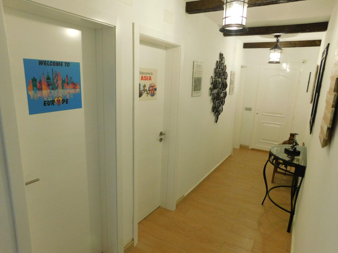 Public Area, Chabela's Hostel, Las Palmas