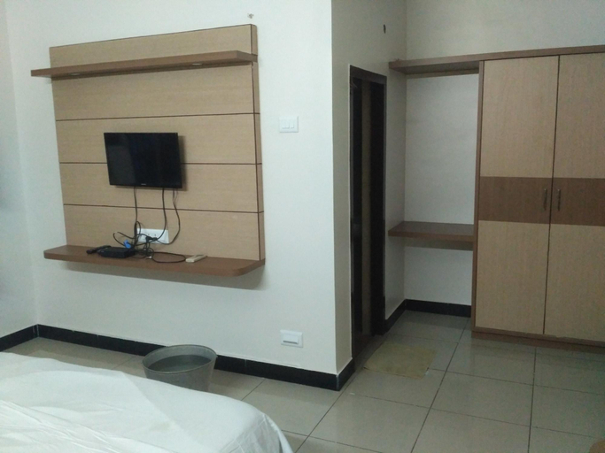 Others 5, Hotel Sakthi Priya, Chennai