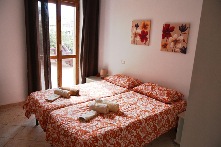 Bedroom 3, B&B in Centro, Sassari