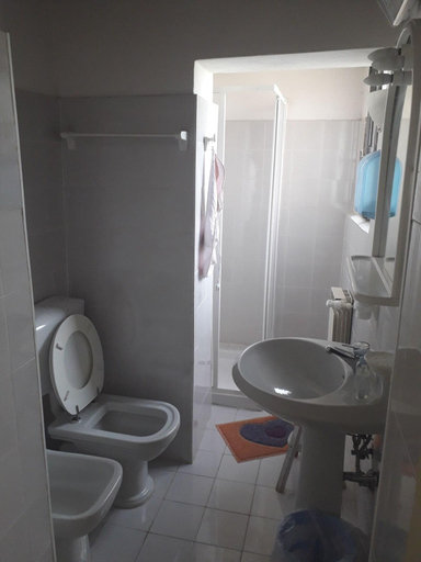 Bathroom 4, Foresteria Lombarda B & B Ca' Pelitti, Varese