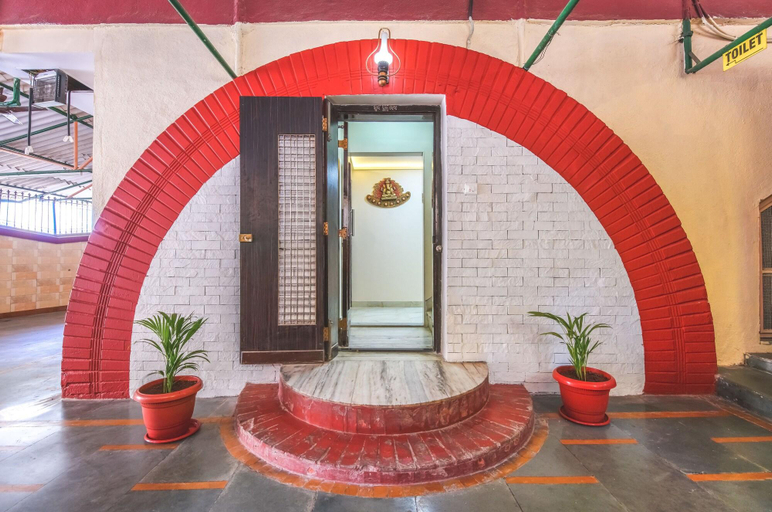 Public Area 3, Hotel Nest In, Malad, Mumbai Suburban