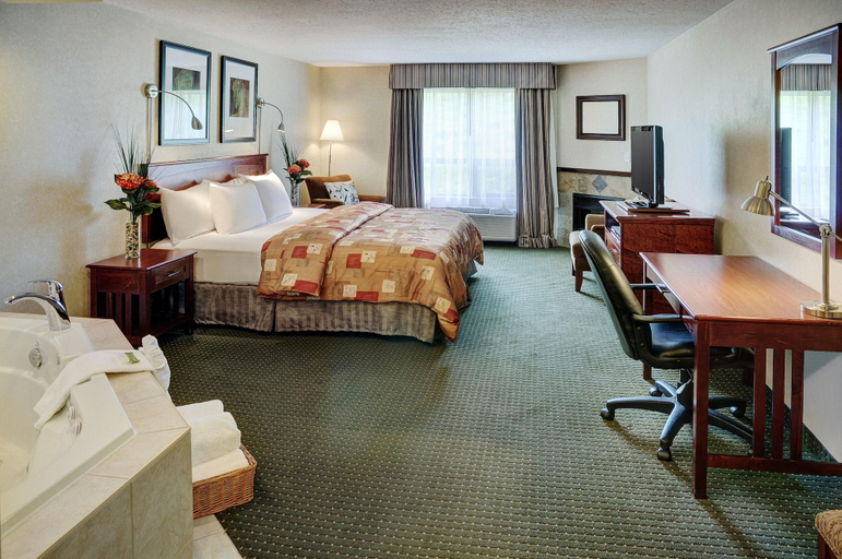 Bedroom 4, Lakeview Inns & Suites - Slave Lake, Division No. 17