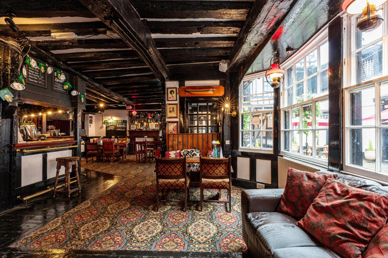 Public Area, The New Inn Hotel, Gloucestershire