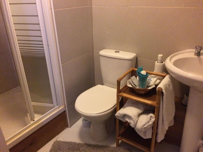 Bathroom 4, St Nicholas Lodge, North Yorkshire