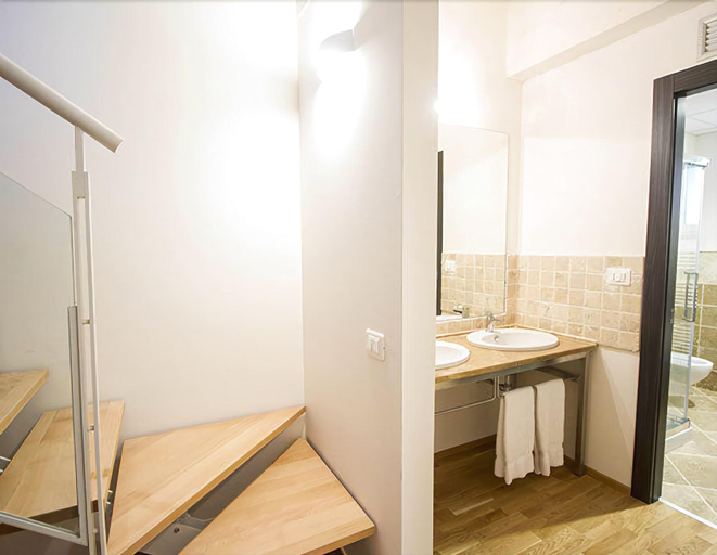 Bathroom 5, Hotel Arezzo ASC, Arezzo