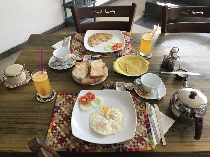 Food & Drinks 5, Sam's Guest House, Habaraduwa