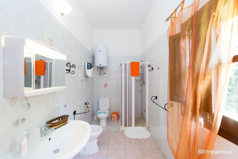 Bathroom 3, B&B Villa Pia, Syracuse