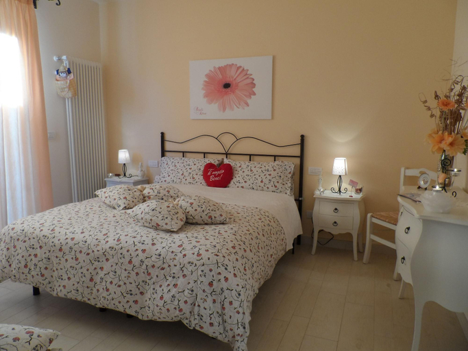 Bedroom 4, B&B Petali Rosa, Bari