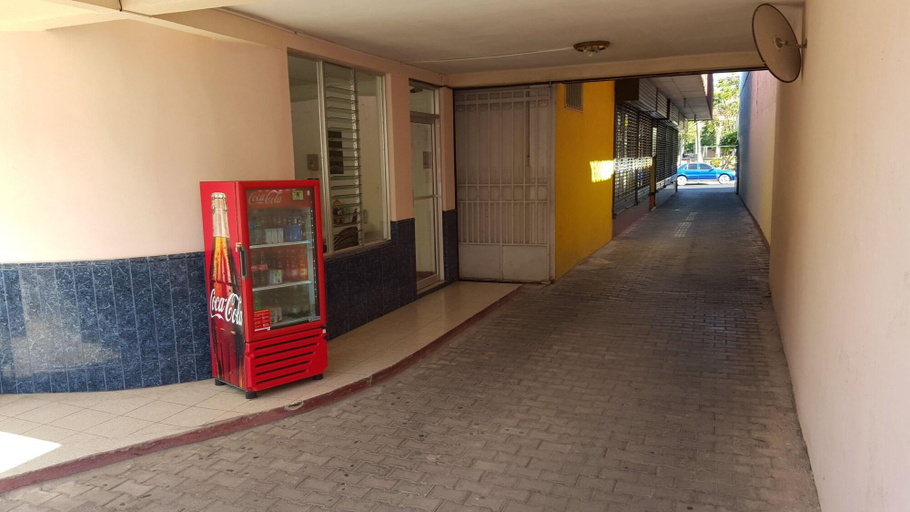 Public Area 3, Hotel Primavera, Liberia