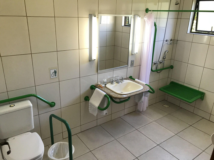 Bathroom 5, Hotel Bergblick, Pomerode