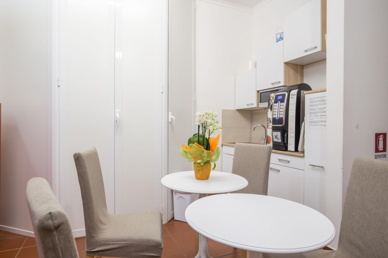Others 5, 900 Liberty Guest House, Rome