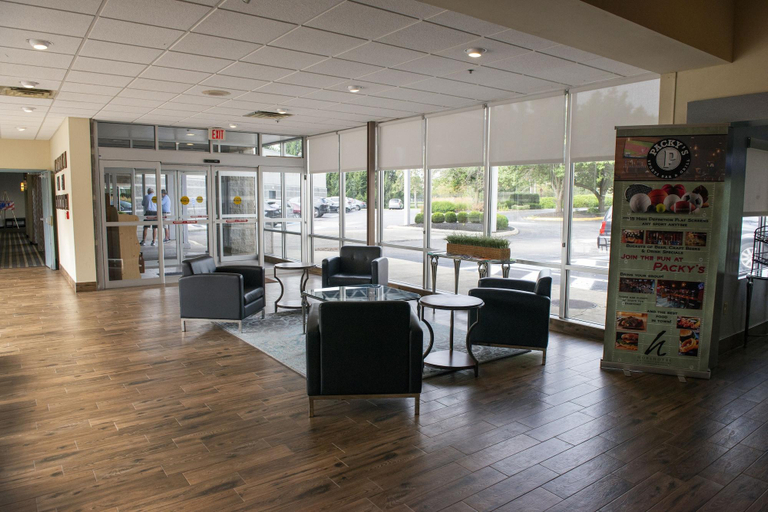 Public Area 2, The Hope Hotel and Richard C. Holbrooke Conference Center, Greene