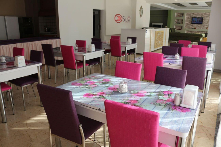 Others, Suw Hotel, Merkez