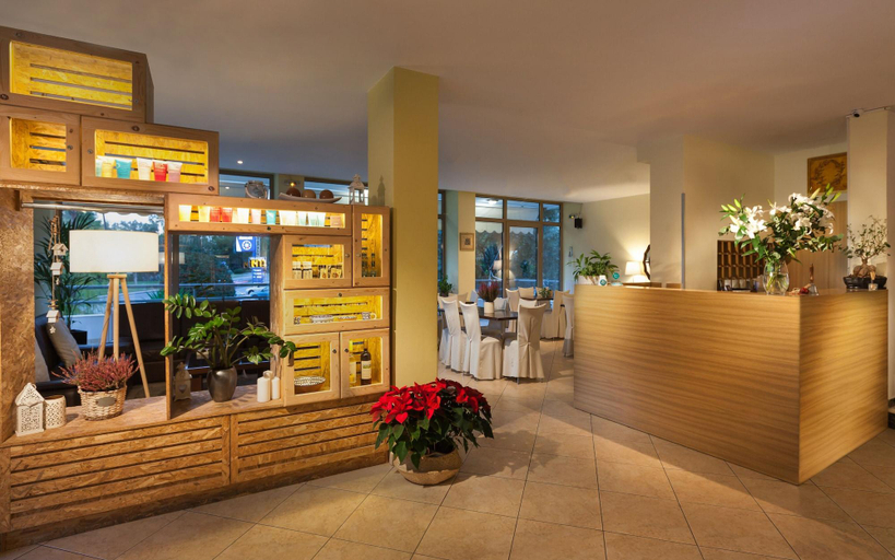 Public Area 2, Minavra Hotel, Attica
