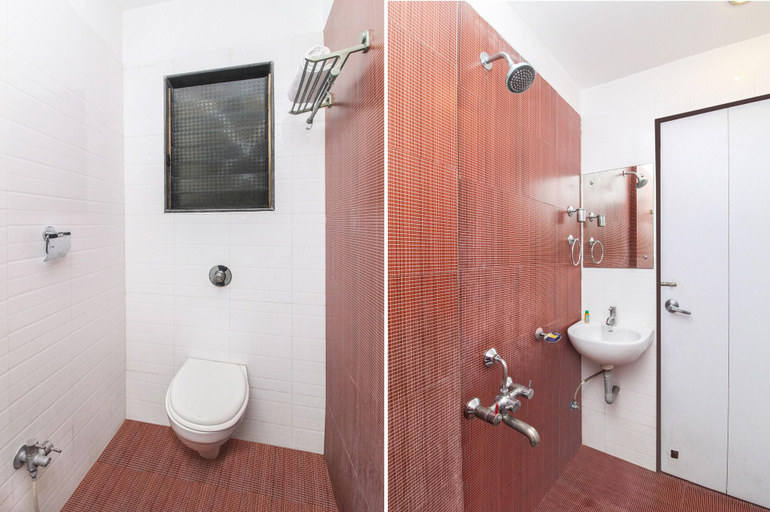 Bathroom 3, Fabexpress Sai Grand Castle Inn, Ahmadnagar