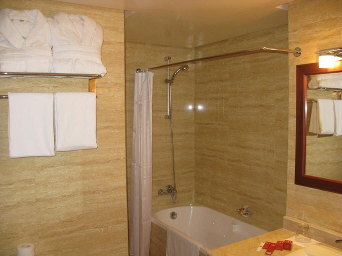 Bathroom 3, Mihad Hotel, Rabat