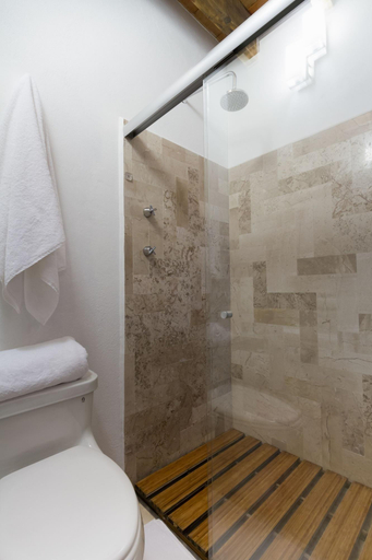 Bathroom 5, Hotel Casa Real del Café, Xico