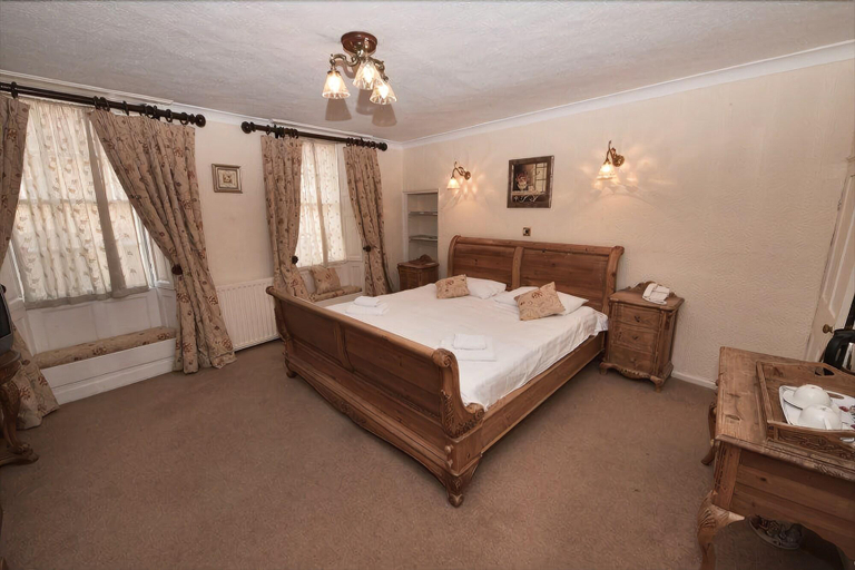 Bedroom 3, The Old Well Inn, Durham