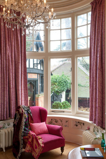 Bedroom 2, River Arts Club, Windsor and Maidenhead