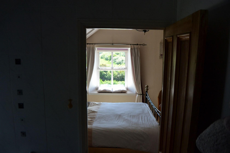 Public Area 2, Chyheira, Cornwall