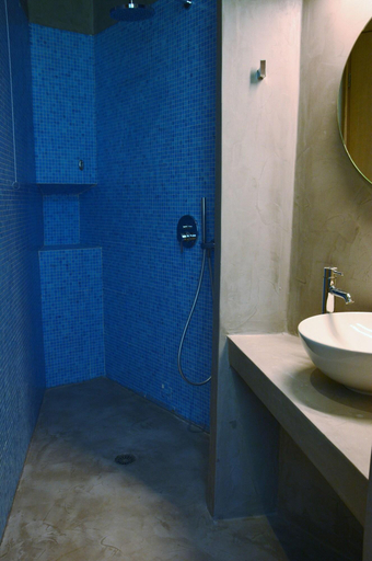 Bathroom 4, Avra Nafpliou, Peloponnese