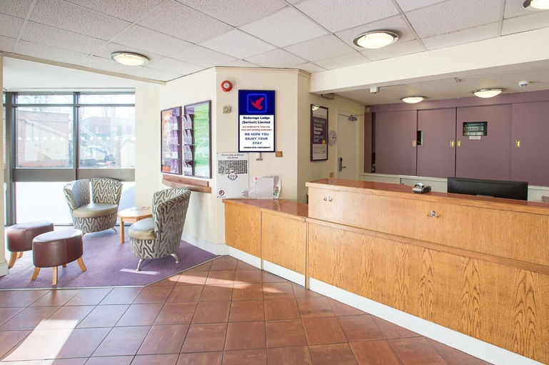 Public Area 2, Redwings Lodge Solihull, Solihull