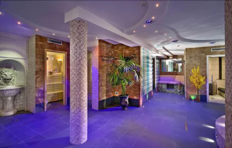 Public Area, Hotel Sassella, Sondrio