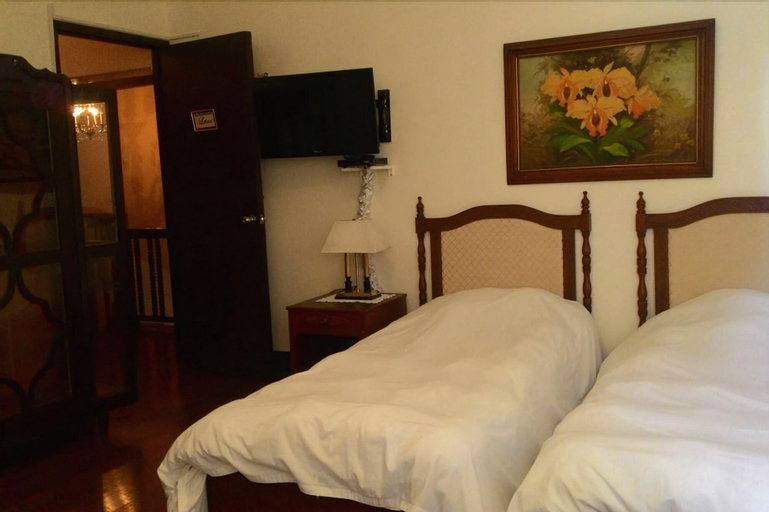 Bedroom 28
