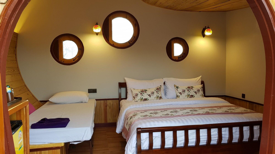 Bedroom 25