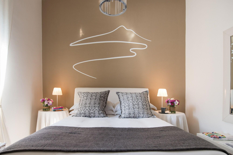 Bedroom 3, La Maison des Tout le Monde, Napoli