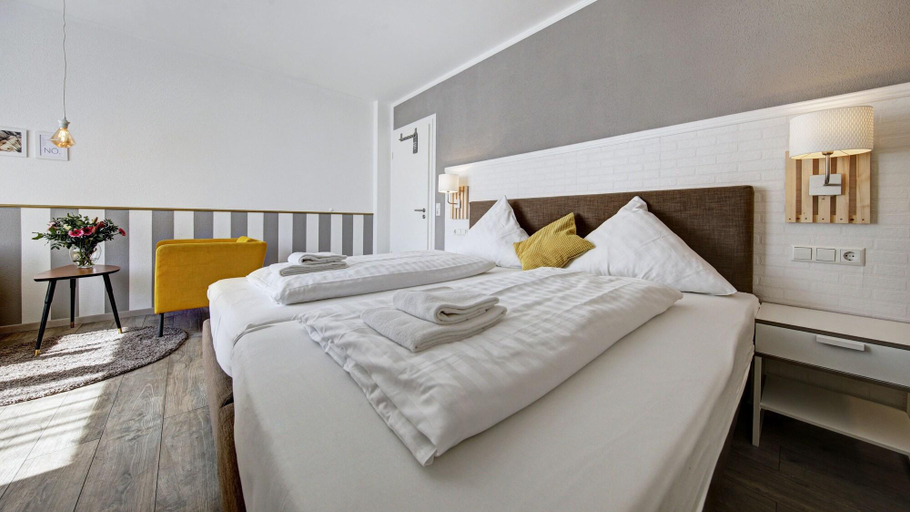 Bedroom 3, Neckarbett - Self Service Hotel, Heilbronn