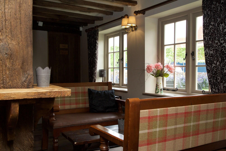 Public Area 3, The Harvard Inn, Essex