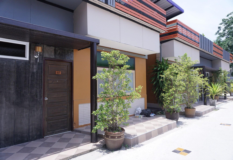 Puangpech Hotel, Muang Lampang